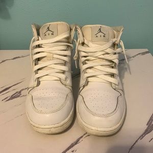 White Air Jordan 1 size 7y or 9 in womens